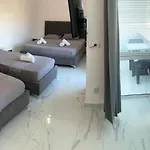 Golem Dhome Plazhi
